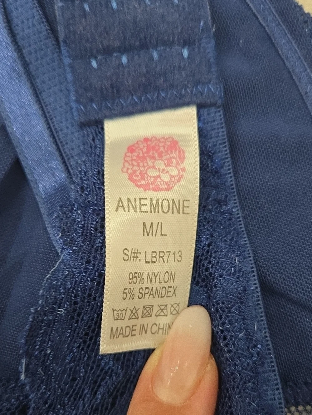 Anemone comfortable lace